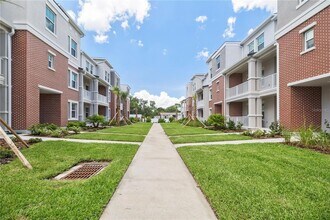 4451 S Manhattan Ave in Tampa, FL - Building Photo - Building Photo