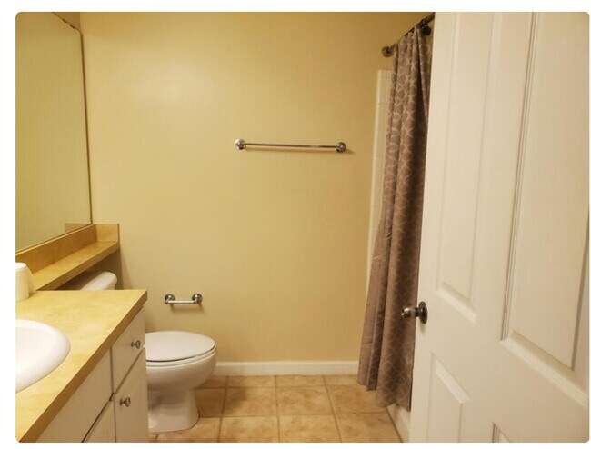 1111 Myrtlewood Cir E in Palm Beach Gardens, FL - Building Photo - Building Photo