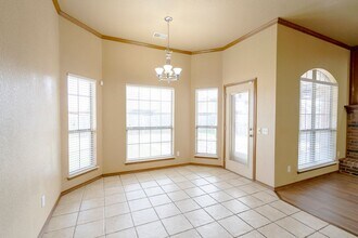 612 SW 160th St in Oklahoma City, OK - Building Photo - Building Photo