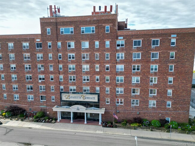 property at 370 W Broadway