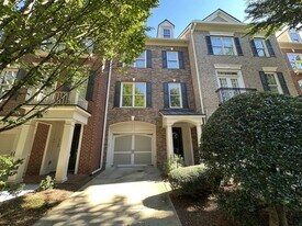 11191 Calypso Dr in Alpharetta, GA - Building Photo