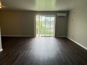 550 B E Bledsoe St in Gallatin, TN - Building Photo - Building Photo