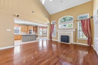 9406 Laurel Wind Ct in Houston, TX - Building Photo - Building Photo