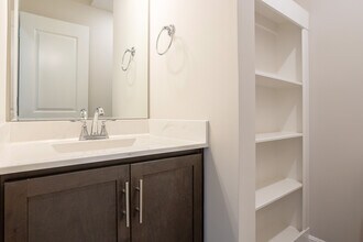 Brentlinger Park in Louisville, KY - Building Photo - Interior Photo