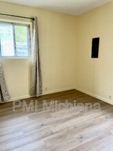 1213 Mc Cartney St in South Bend, IN - Building Photo - Building Photo