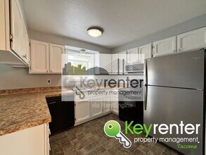 9315 E B St in Tacoma, WA - Building Photo - Building Photo