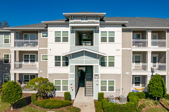 The Sands at Clearwater Apartments in Clearwater, FL - Foto de edificio - Building Photo