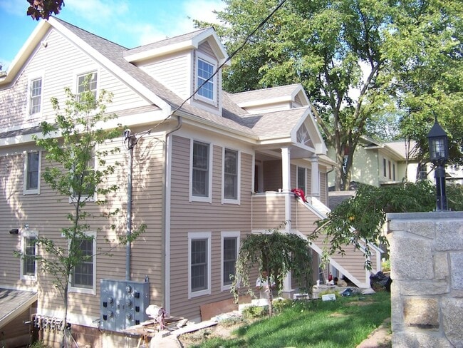 property at 764 Quinnipiac Ave