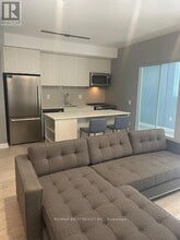 172 Clonmore Dr in Toronto, ON - Building Photo - Building Photo