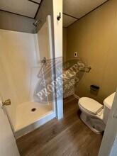 12 Oak St in Oakland, ME - Building Photo - Building Photo