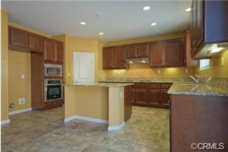 9271 Newbridge Rd in Riverside, CA - Building Photo - Building Photo
