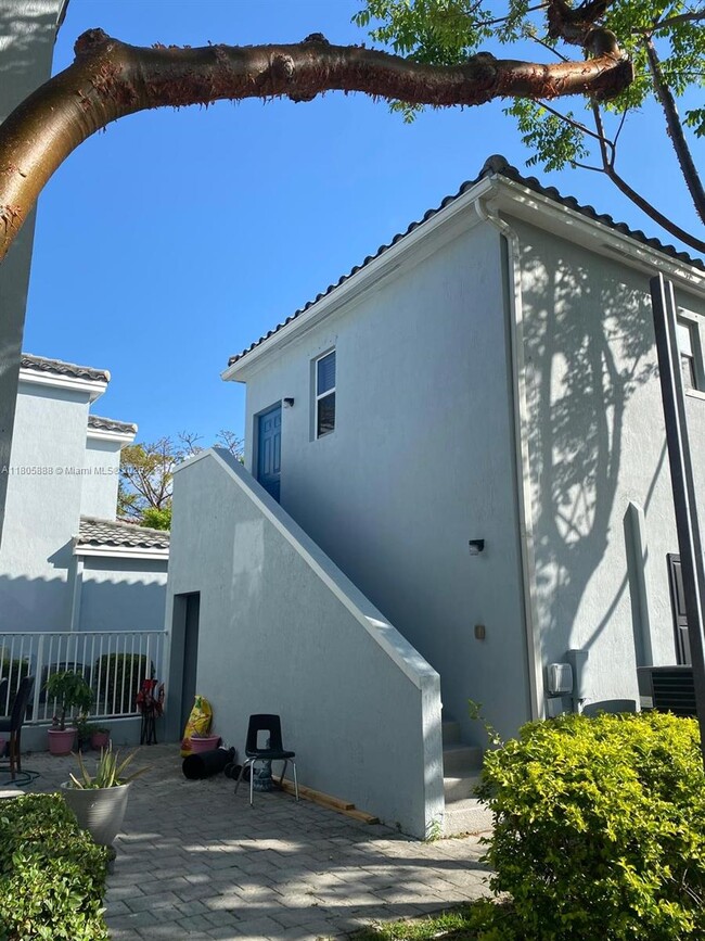 property at 9253 SW 169th Ave