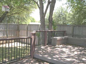 1001 Whitehall Dr in Plano, TX - Building Photo - Building Photo
