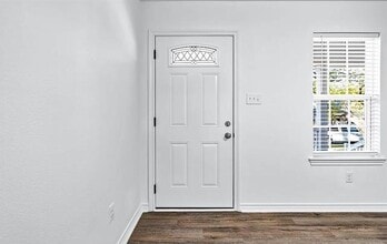 404 E Elm St in Denison, TX - Building Photo - Building Photo