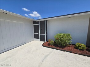 960 Hearty St in North Fort Myers, FL - Building Photo - Building Photo