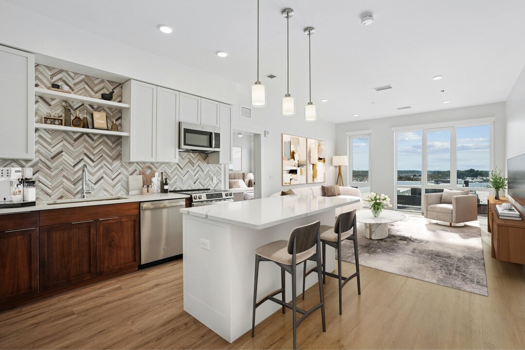 Epicurean in Salem, NH - Building Photo