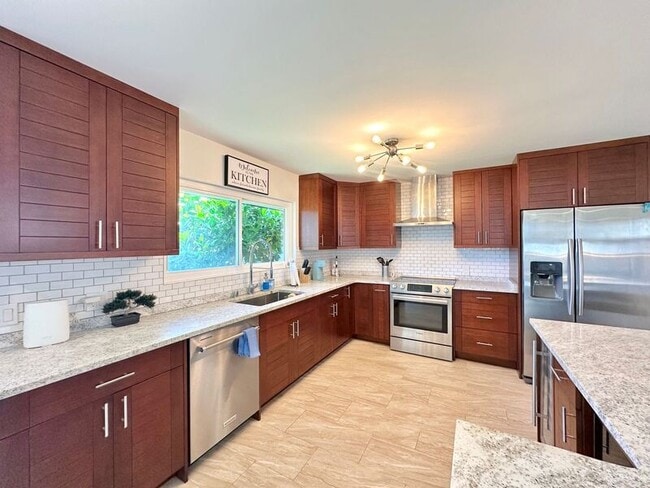 property at 1034 Kaumoku St