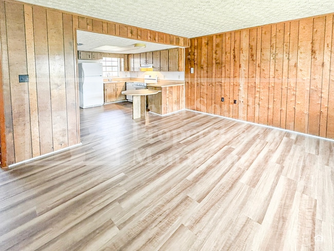715 W Daughtery Rd in Lakeland, FL - Building Photo - Building Photo