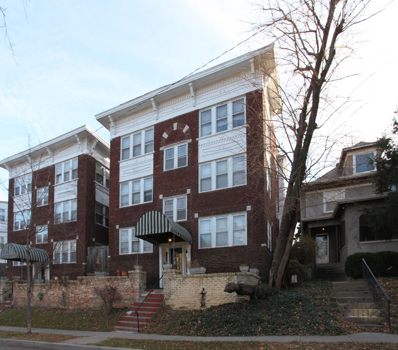 3805-3807 Terrace St in Kansas City, MO - Building Photo