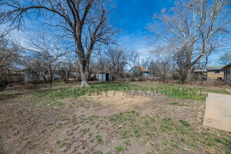 2239 S Millwood Ave in Wichita, KS - Building Photo - Building Photo