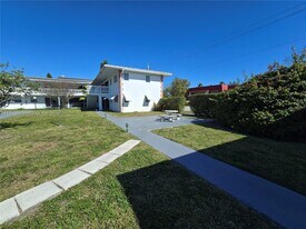 1711 NW 46th Ave in Lauderhill, FL - Building Photo