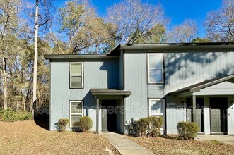 5854 Aftonshire Dr in Fayetteville, NC - Building Photo - Building Photo