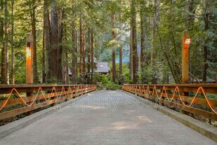 7079 Lucas Valley Rd in Nicasio, CA - Building Photo