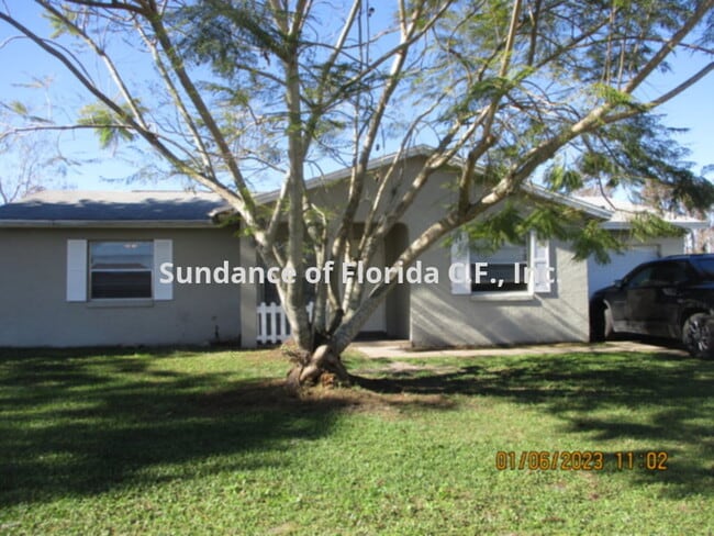 property at 92 Alderwood Dr