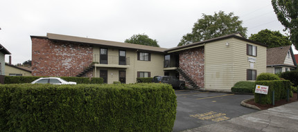 Dominique Apartments in Portland, OR - Building Photo - Building Photo