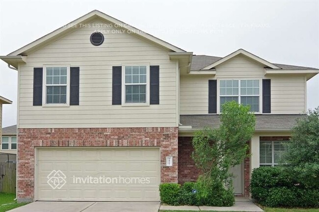 property at 5806 Le Carpe Plantation Ct