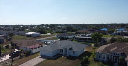 3303 33rd St SW in Lehigh Acres, FL - Building Photo - Building Photo