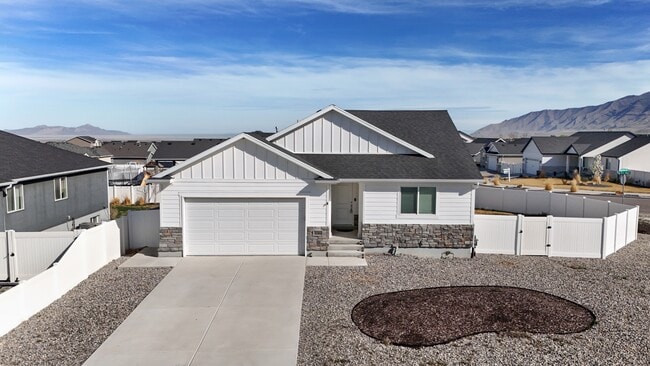 property at 336 Destiny Wy