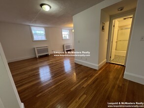 20 Mt Vernon St, Unit 24 203 in Boston, MA - Building Photo - Building Photo