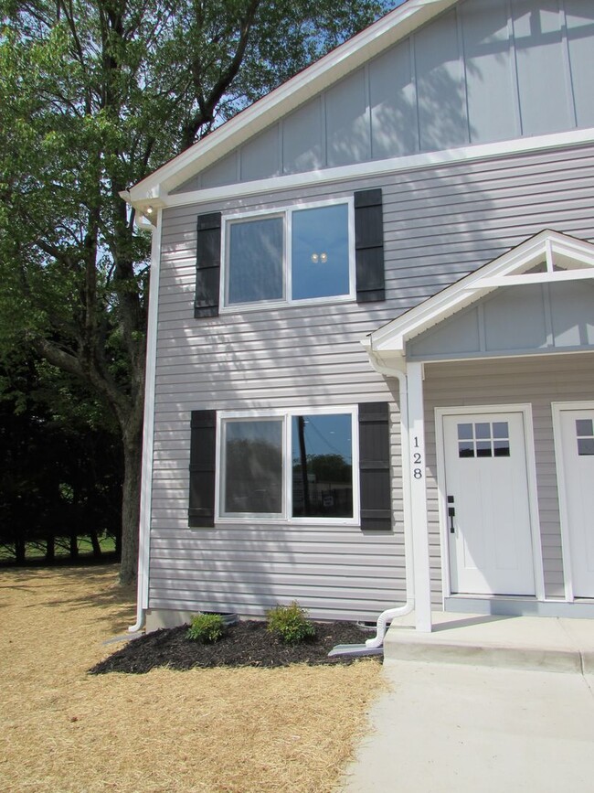 126 Salem Church Rd-Unit -128 Salem Church in Lincolnton, NC - Building Photo - Building Photo