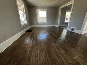 1411 Laiblin Pl NE in Canton, OH - Building Photo - Building Photo