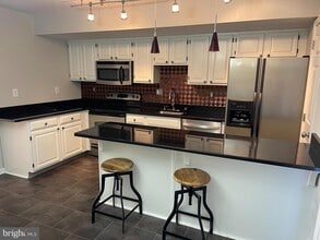 208 Fieldstone Ln in Newark, DE - Building Photo - Building Photo