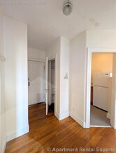 4 Cogswell Ave in Cambridge, MA - Building Photo - Building Photo