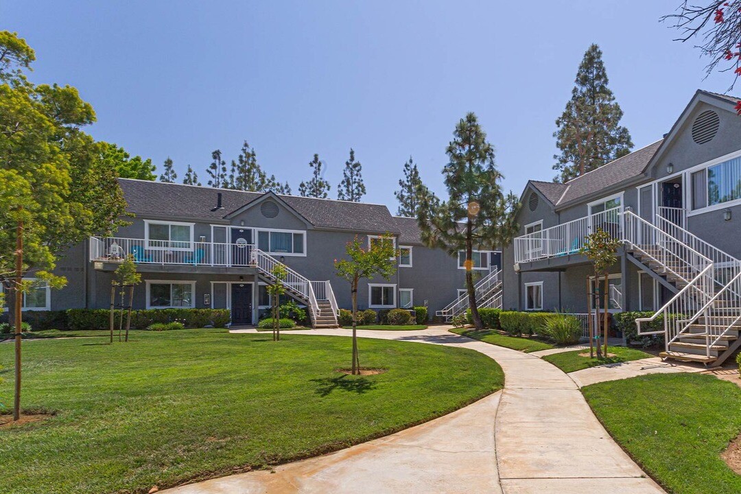 Mountain View Apartments in Moreno Valley, CA - Building Photo