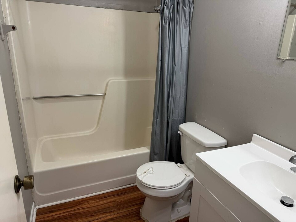 2139 Dougs Way in Heiskell, TN - Building Photo