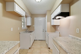 7226 Warfield St in New Orleans, LA - Building Photo - Building Photo