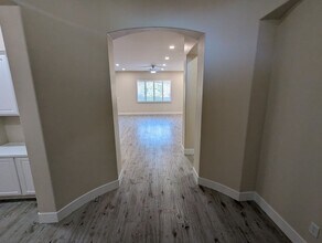 9976 Liberty View Rd in Las Vegas, NV - Building Photo - Building Photo