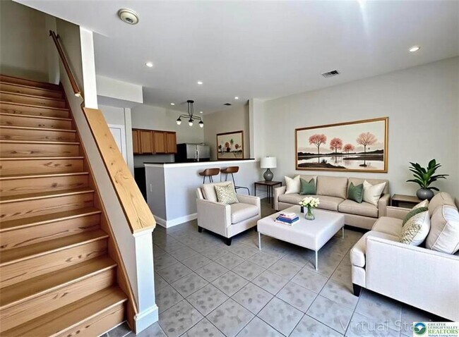 147 S 4th St-Unit -12 in Easton, PA - Building Photo - Building Photo