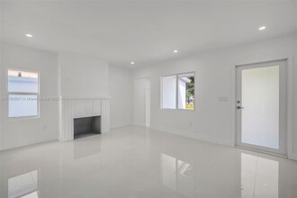 4112 SW 9th Terrace in Miami, FL - Building Photo - Building Photo