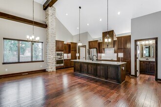 2248 N Tallgrass St in Wichita, KS - Building Photo - Building Photo