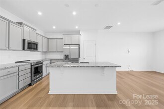 9010 Clayton Aly in Concord, NC - Building Photo - Building Photo
