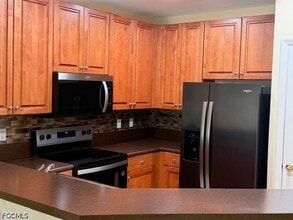 8585 Athena Ct in Lehigh Acres, FL - Building Photo - Building Photo