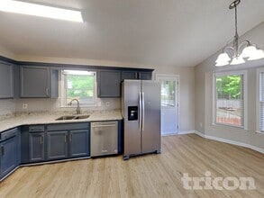 444 Villa Rosa Way in Temple, GA - Foto de edificio - Building Photo