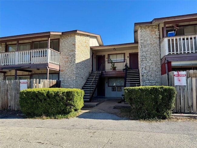 property at 8905 Parkfield Dr