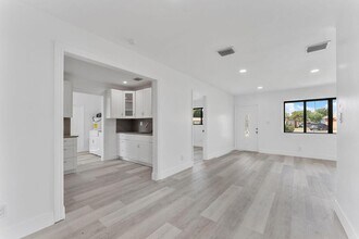 534 NW 3rd Terrace in Deerfield Beach, FL - Building Photo - Building Photo