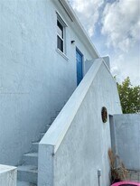 9430 SW 170th Passage in Miami, FL - Building Photo